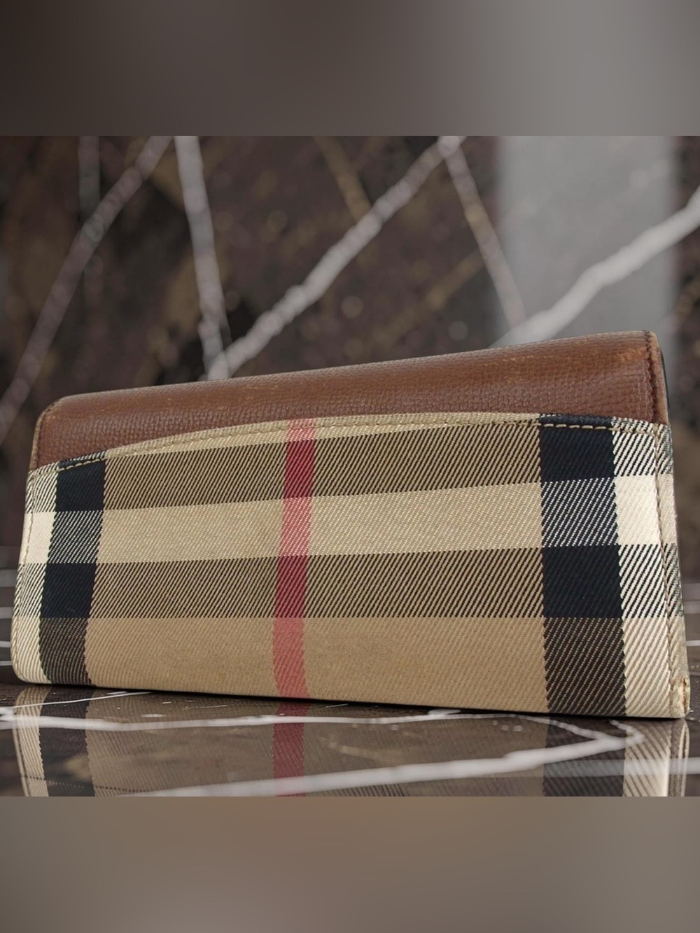 Burberry Nova Check Continental Wallet π - Picture 6 of 16